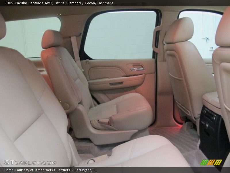 White Diamond / Cocoa/Cashmere 2009 Cadillac Escalade AWD