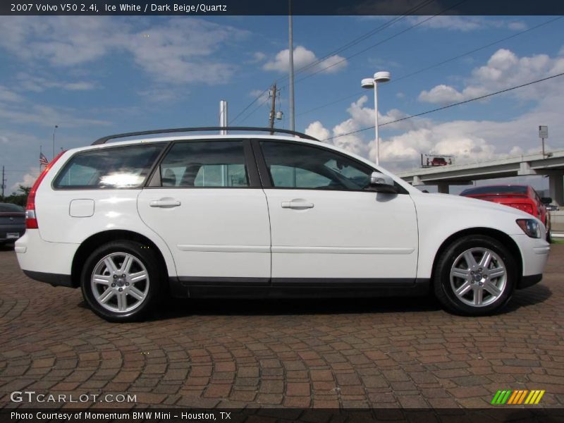 Ice White / Dark Beige/Quartz 2007 Volvo V50 2.4i