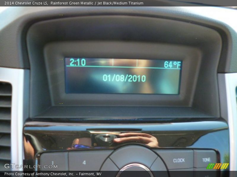 Rainforest Green Metallic / Jet Black/Medium Titanium 2014 Chevrolet Cruze LS