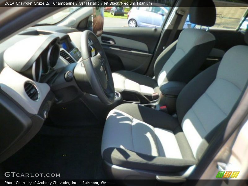 Champagne Silver Metallic / Jet Black/Medium Titanium 2014 Chevrolet Cruze LS