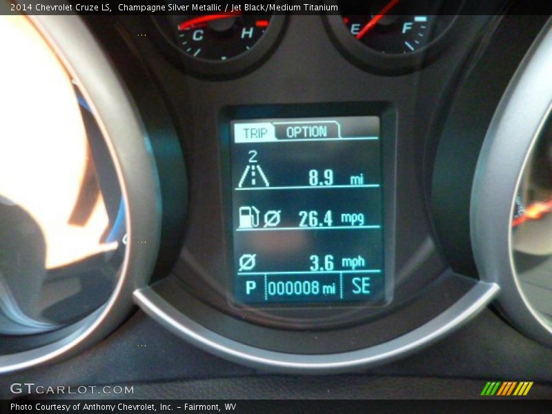 Champagne Silver Metallic / Jet Black/Medium Titanium 2014 Chevrolet Cruze LS