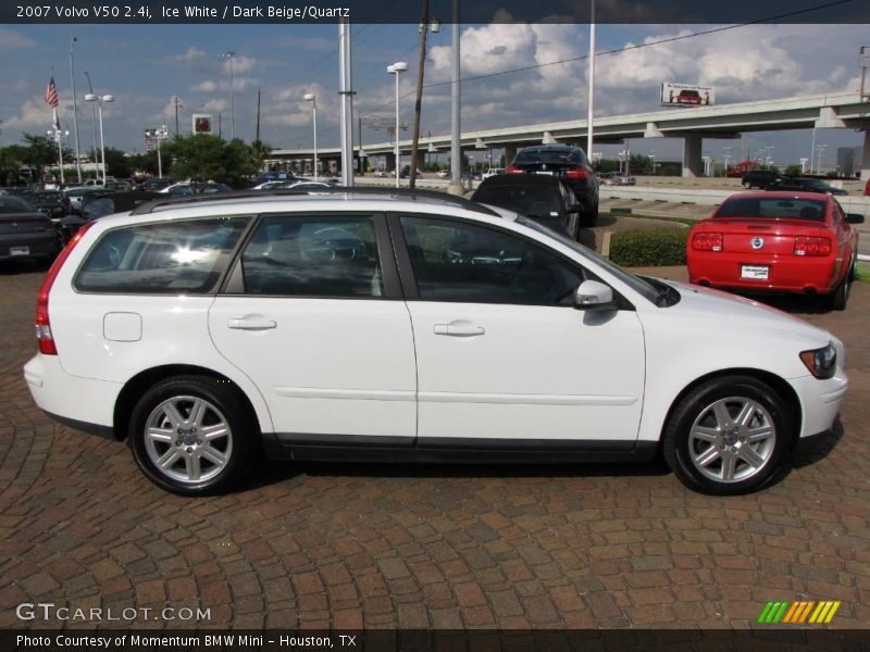 Ice White / Dark Beige/Quartz 2007 Volvo V50 2.4i