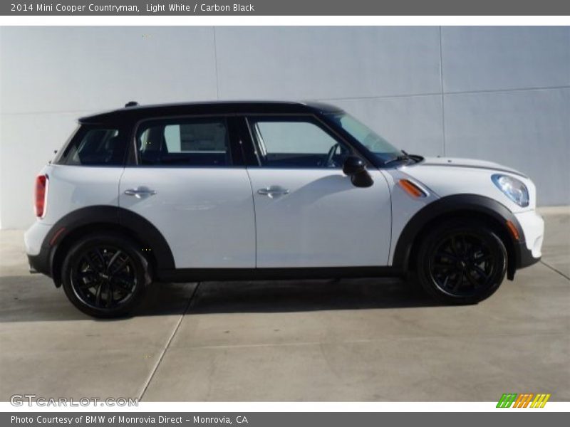 Light White / Carbon Black 2014 Mini Cooper Countryman