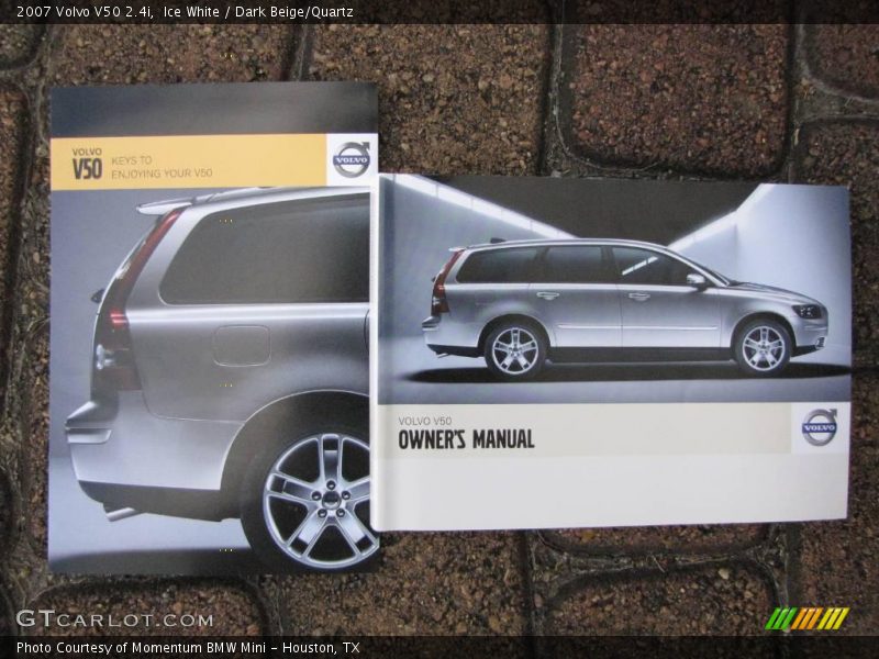 Ice White / Dark Beige/Quartz 2007 Volvo V50 2.4i