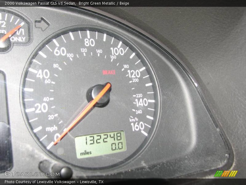 Bright Green Metallic / Beige 2000 Volkswagen Passat GLS V6 Sedan