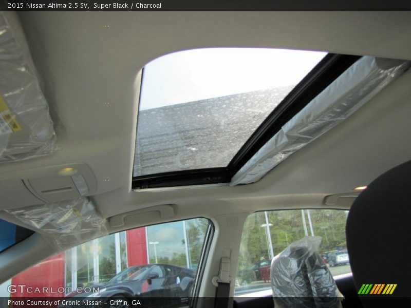 Super Black / Charcoal 2015 Nissan Altima 2.5 SV