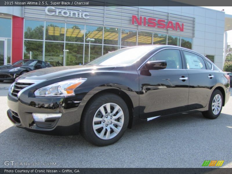 Super Black / Charcoal 2015 Nissan Altima 2.5 S