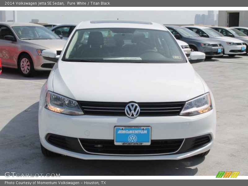 Pure White / Titan Black 2014 Volkswagen Jetta SE Sedan