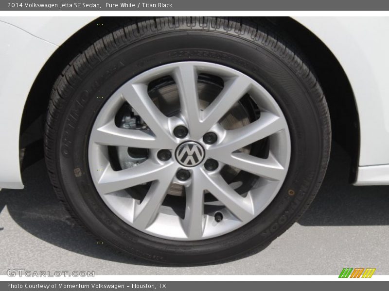 Pure White / Titan Black 2014 Volkswagen Jetta SE Sedan