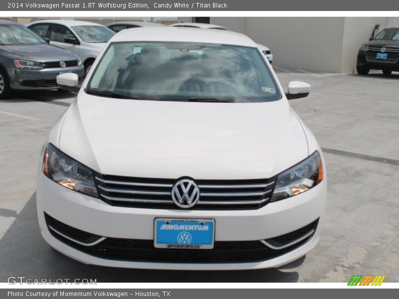 Candy White / Titan Black 2014 Volkswagen Passat 1.8T Wolfsburg Edition