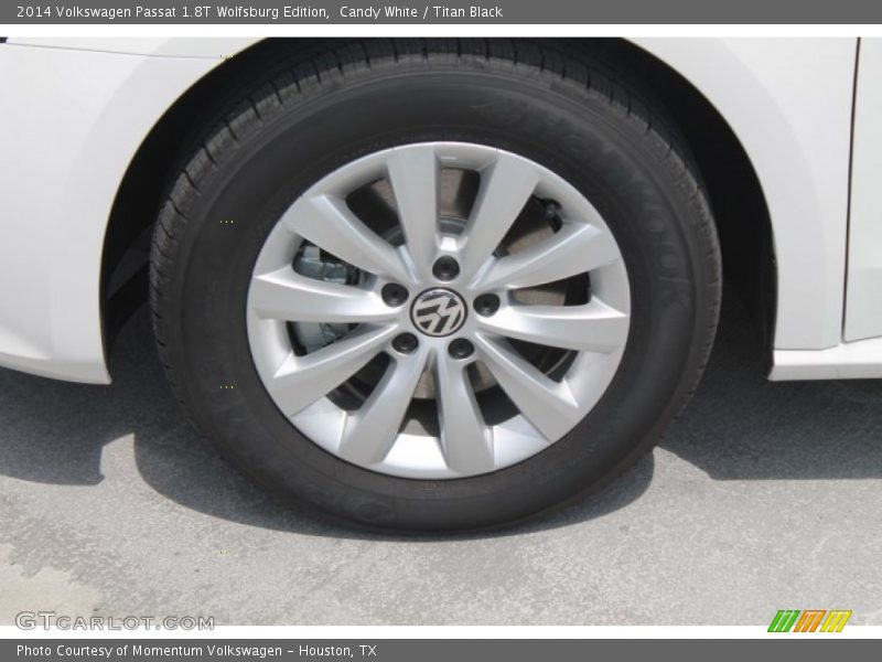 Candy White / Titan Black 2014 Volkswagen Passat 1.8T Wolfsburg Edition
