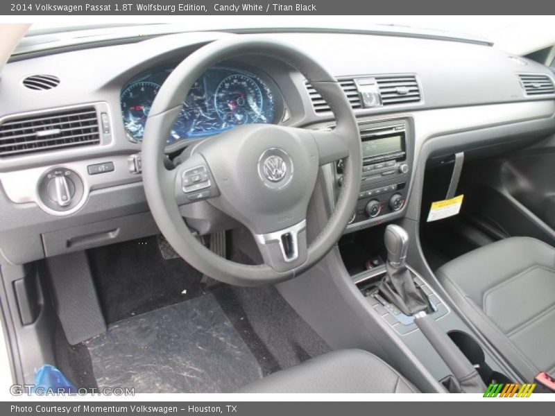 Candy White / Titan Black 2014 Volkswagen Passat 1.8T Wolfsburg Edition