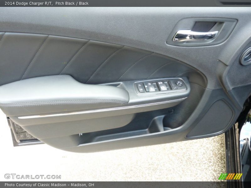 Pitch Black / Black 2014 Dodge Charger R/T