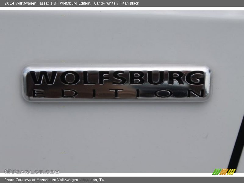 Candy White / Titan Black 2014 Volkswagen Passat 1.8T Wolfsburg Edition