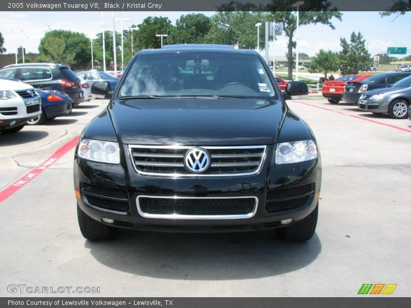 Black / Kristal Grey 2005 Volkswagen Touareg V8