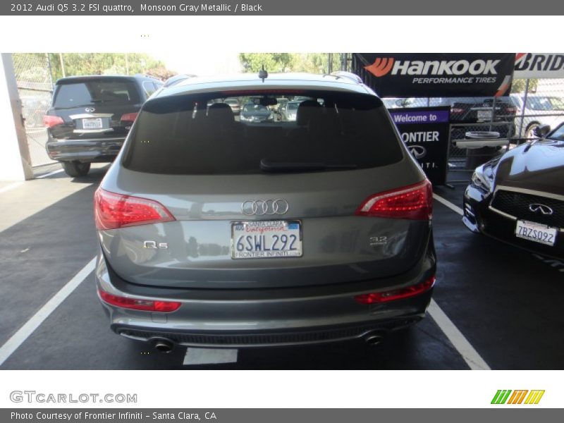 Monsoon Gray Metallic / Black 2012 Audi Q5 3.2 FSI quattro