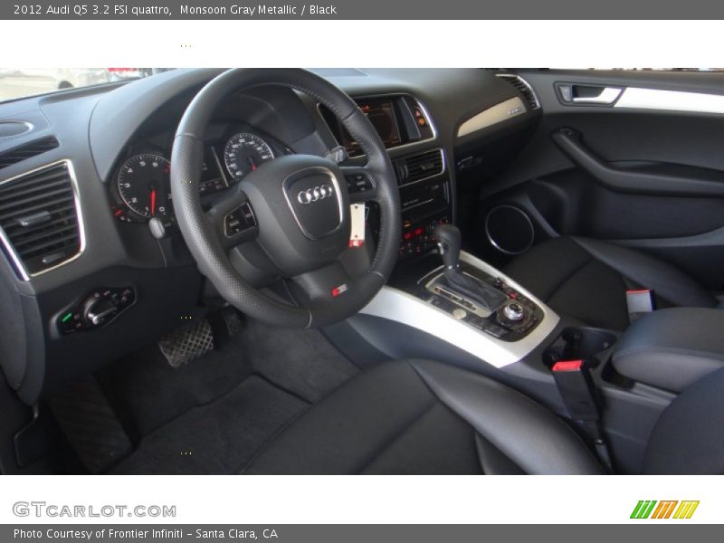 Monsoon Gray Metallic / Black 2012 Audi Q5 3.2 FSI quattro