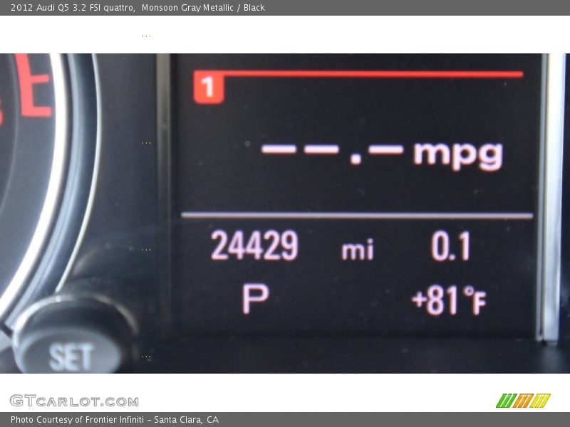 Monsoon Gray Metallic / Black 2012 Audi Q5 3.2 FSI quattro
