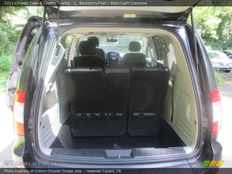 Blackberry Pearl / Black/Light Graystone 2011 Chrysler Town & Country Touring - L
