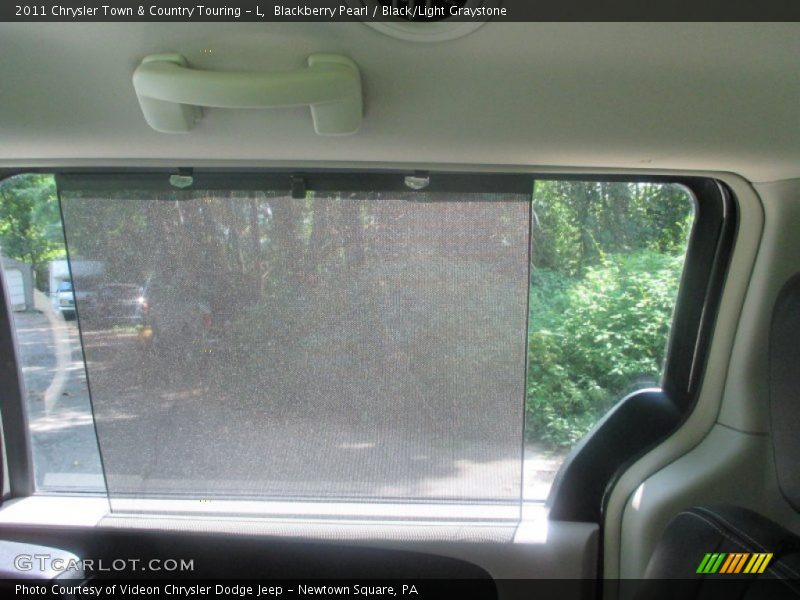 Blackberry Pearl / Black/Light Graystone 2011 Chrysler Town & Country Touring - L