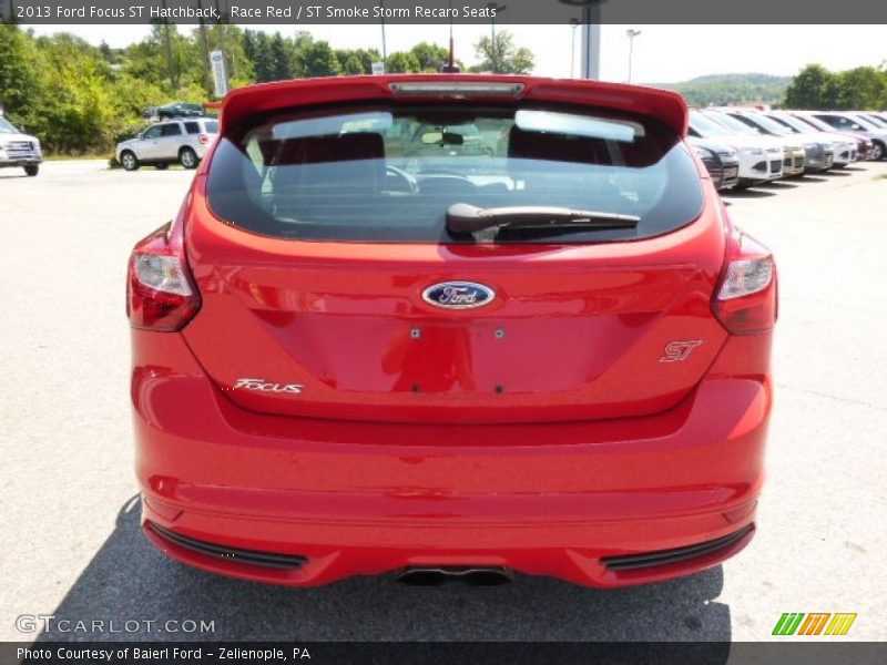 Race Red / ST Smoke Storm Recaro Seats 2013 Ford Focus ST Hatchback