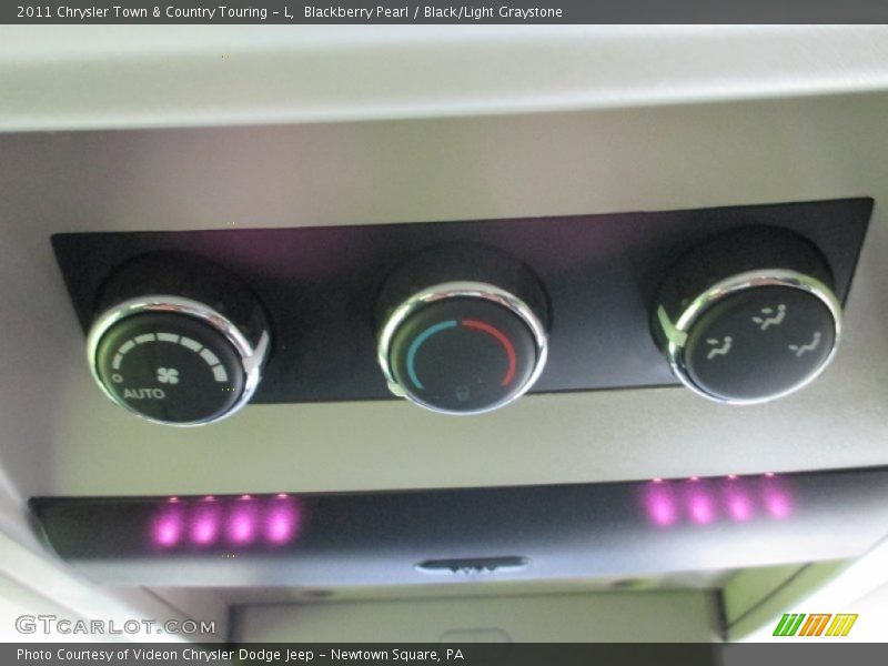 Blackberry Pearl / Black/Light Graystone 2011 Chrysler Town & Country Touring - L
