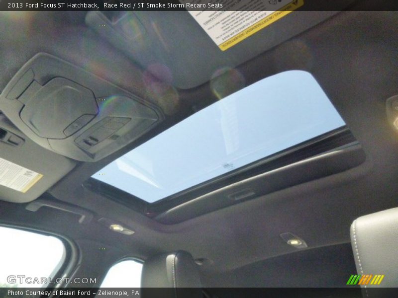 Race Red / ST Smoke Storm Recaro Seats 2013 Ford Focus ST Hatchback