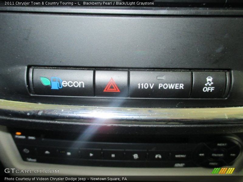 Blackberry Pearl / Black/Light Graystone 2011 Chrysler Town & Country Touring - L