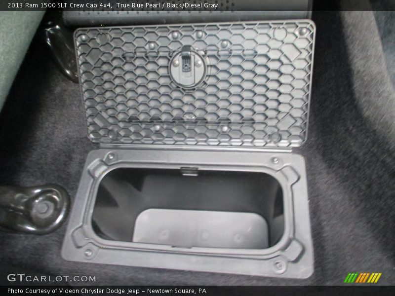 True Blue Pearl / Black/Diesel Gray 2013 Ram 1500 SLT Crew Cab 4x4