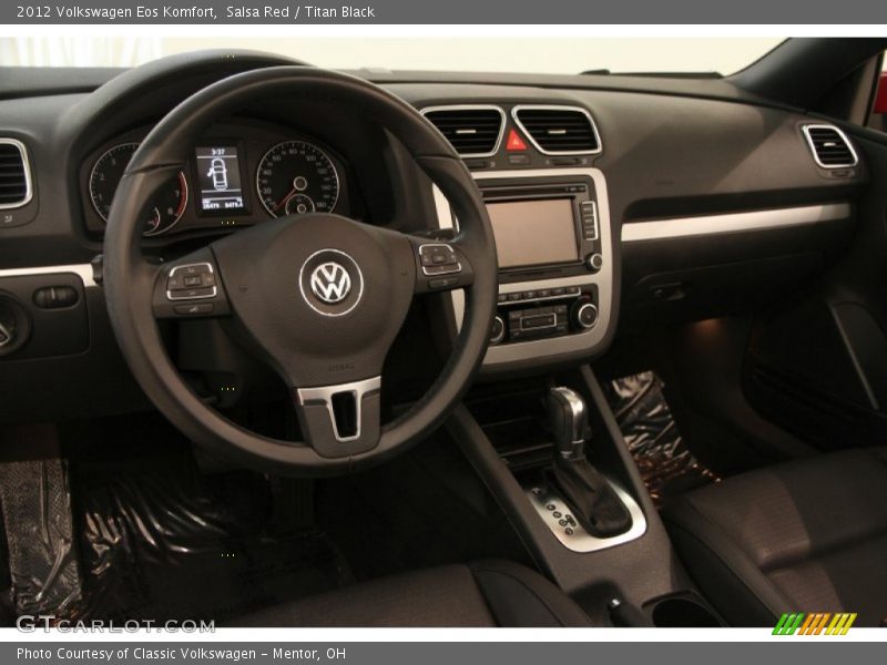 Salsa Red / Titan Black 2012 Volkswagen Eos Komfort