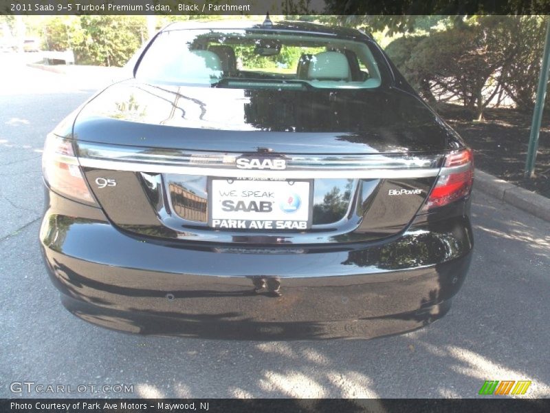 Black / Parchment 2011 Saab 9-5 Turbo4 Premium Sedan