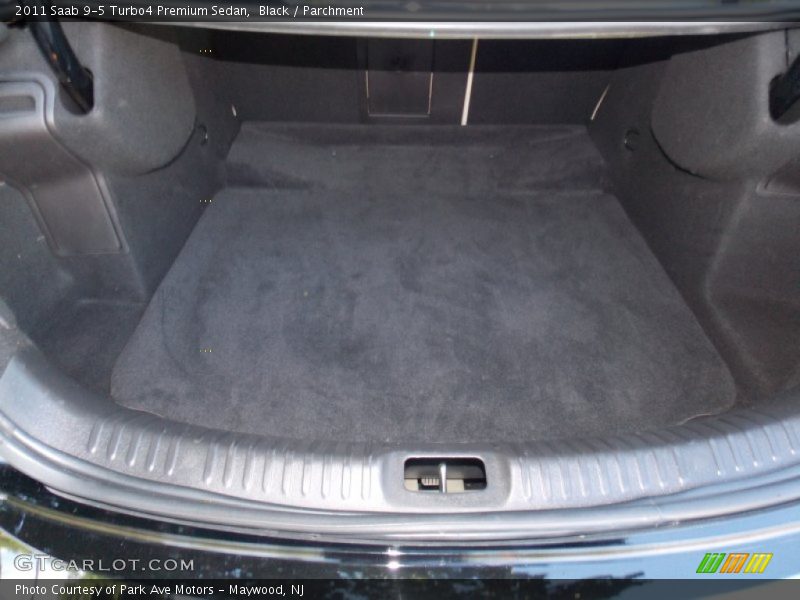 Black / Parchment 2011 Saab 9-5 Turbo4 Premium Sedan