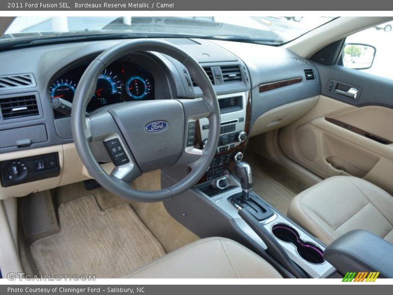 Bordeaux Reserve Metallic / Camel 2011 Ford Fusion SEL