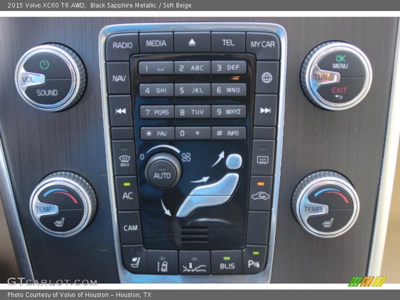 Controls of 2015 XC60 T6 AWD