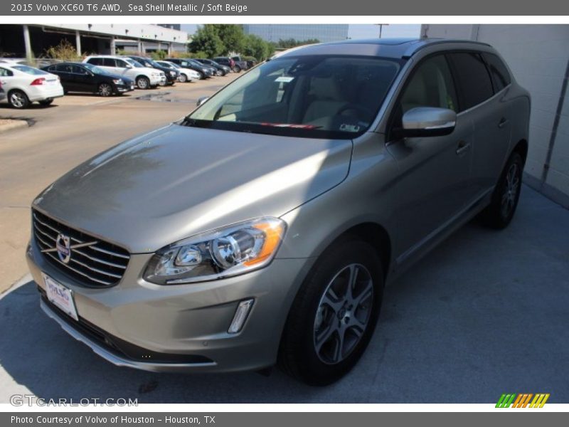 Sea Shell Metallic / Soft Beige 2015 Volvo XC60 T6 AWD