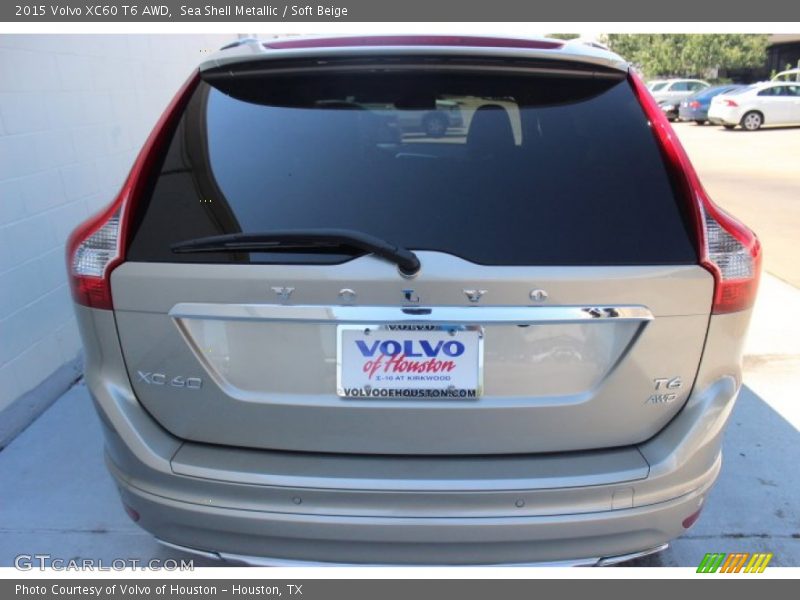Sea Shell Metallic / Soft Beige 2015 Volvo XC60 T6 AWD