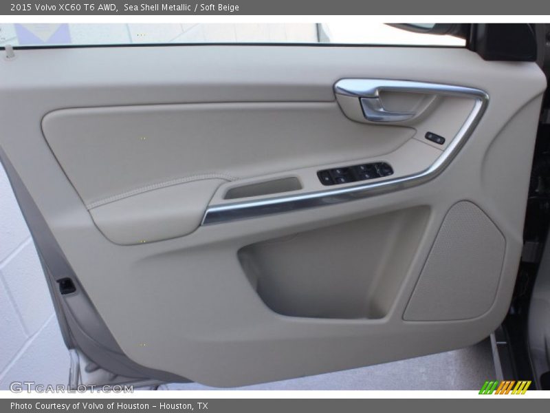 Sea Shell Metallic / Soft Beige 2015 Volvo XC60 T6 AWD