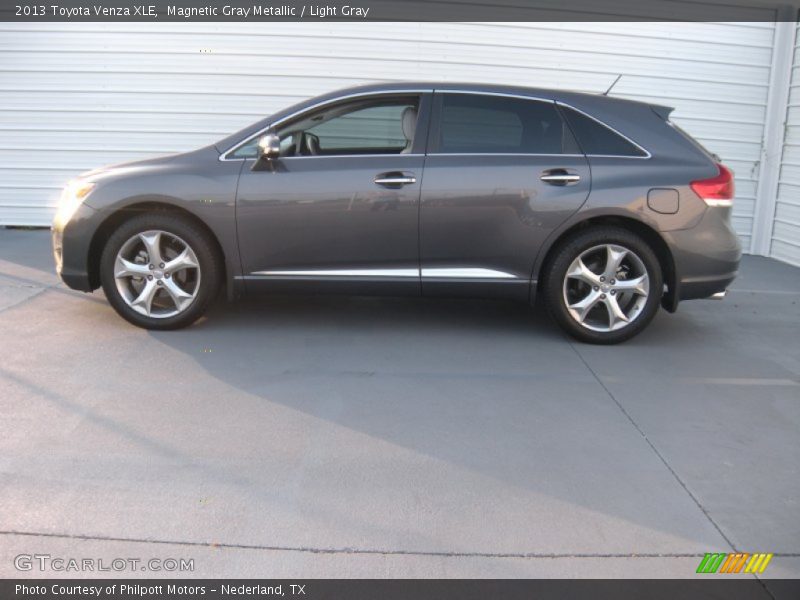 Magnetic Gray Metallic / Light Gray 2013 Toyota Venza XLE