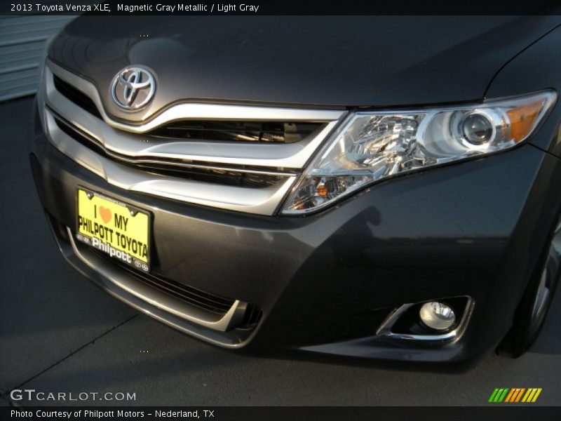 Magnetic Gray Metallic / Light Gray 2013 Toyota Venza XLE