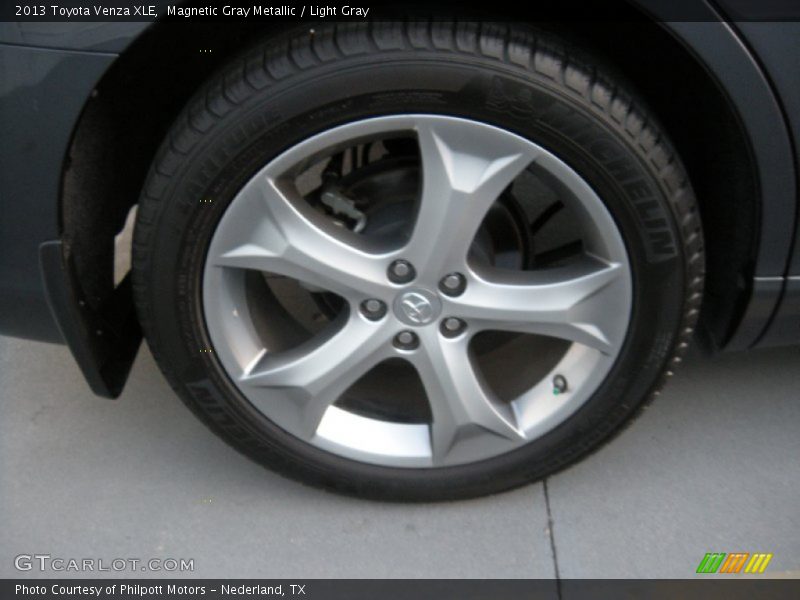 Magnetic Gray Metallic / Light Gray 2013 Toyota Venza XLE