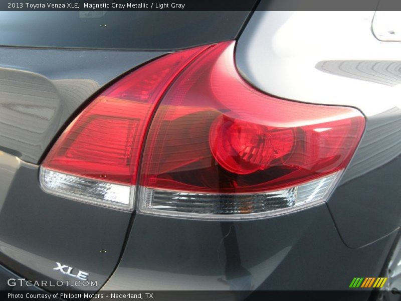 Magnetic Gray Metallic / Light Gray 2013 Toyota Venza XLE