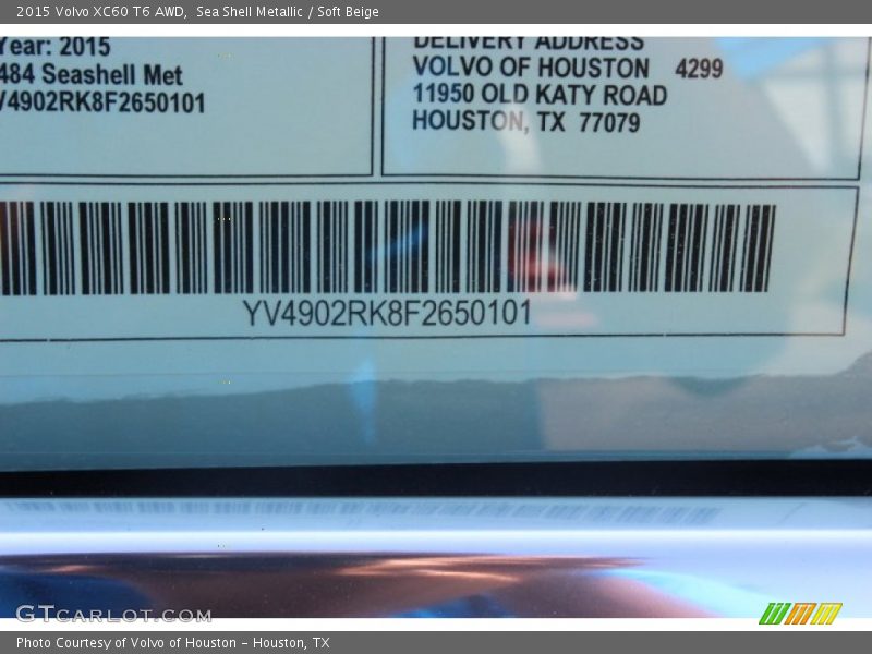 Sea Shell Metallic / Soft Beige 2015 Volvo XC60 T6 AWD