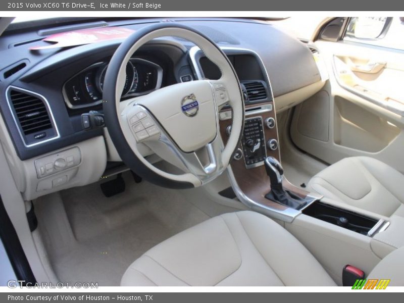  2015 XC60 T6 Drive-E Soft Beige Interior