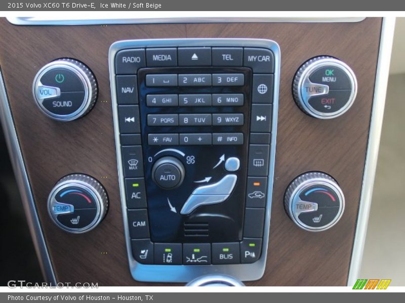 Controls of 2015 XC60 T6 Drive-E