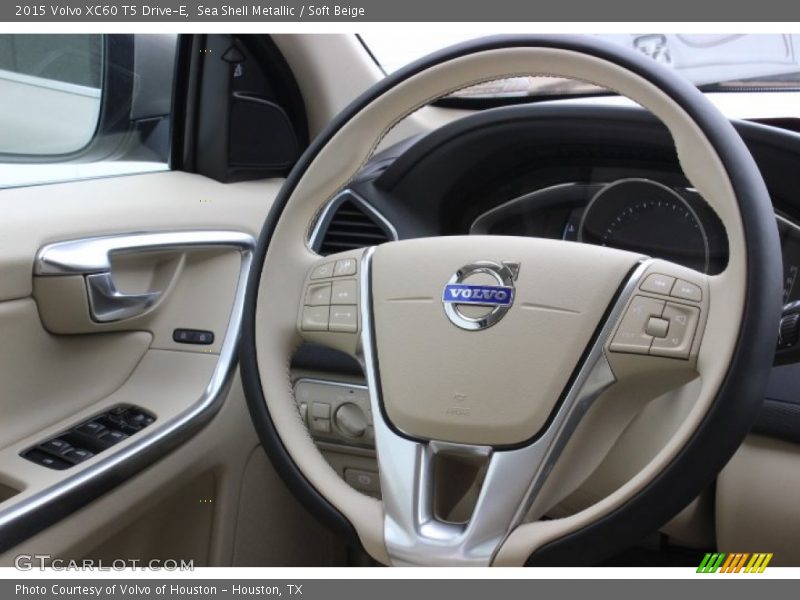 Sea Shell Metallic / Soft Beige 2015 Volvo XC60 T5 Drive-E