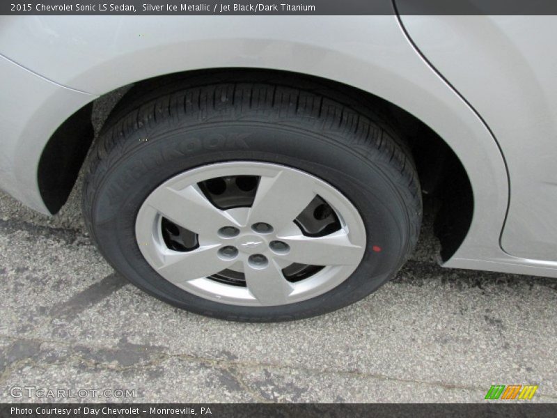 Silver Ice Metallic / Jet Black/Dark Titanium 2015 Chevrolet Sonic LS Sedan