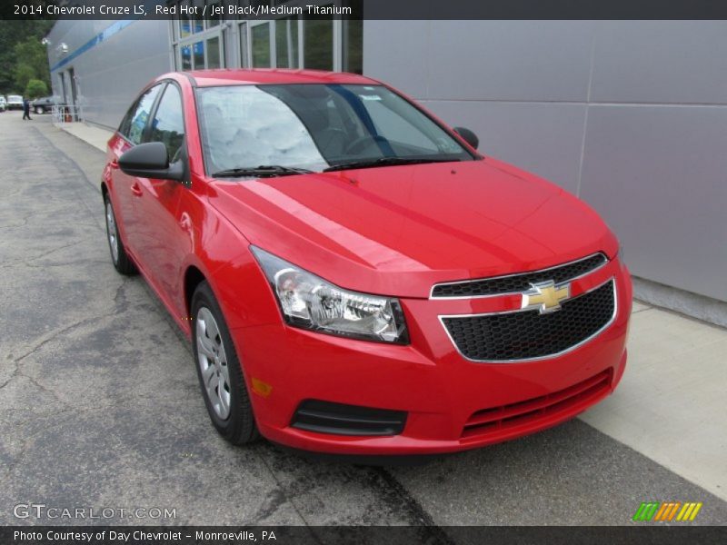 Red Hot / Jet Black/Medium Titanium 2014 Chevrolet Cruze LS