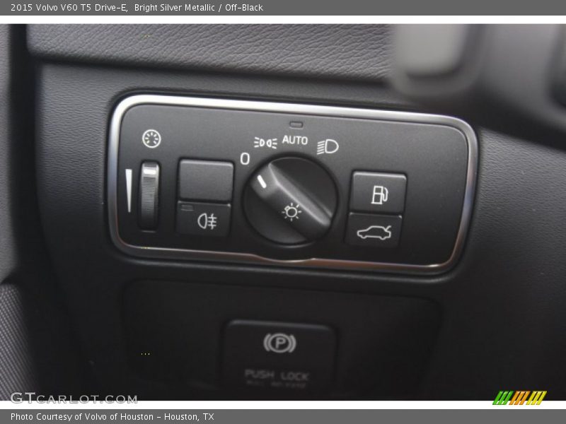 Bright Silver Metallic / Off-Black 2015 Volvo V60 T5 Drive-E