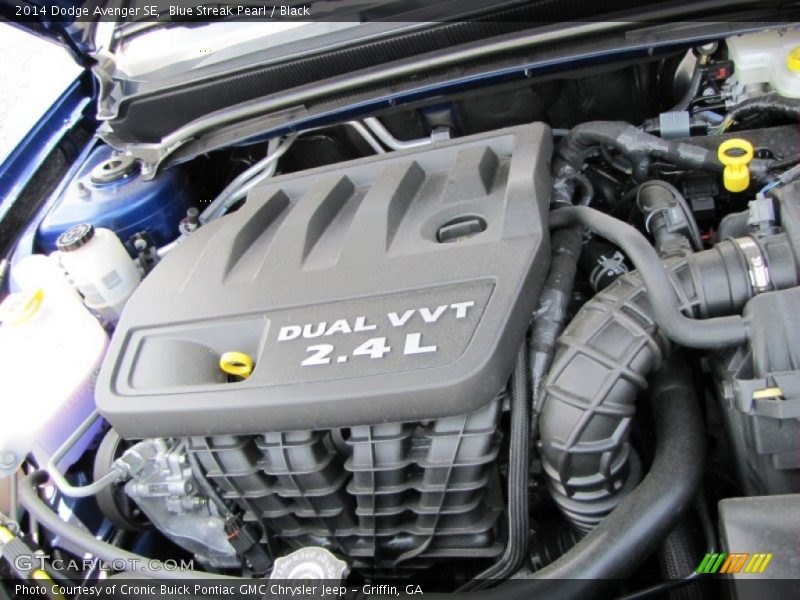 Blue Streak Pearl / Black 2014 Dodge Avenger SE