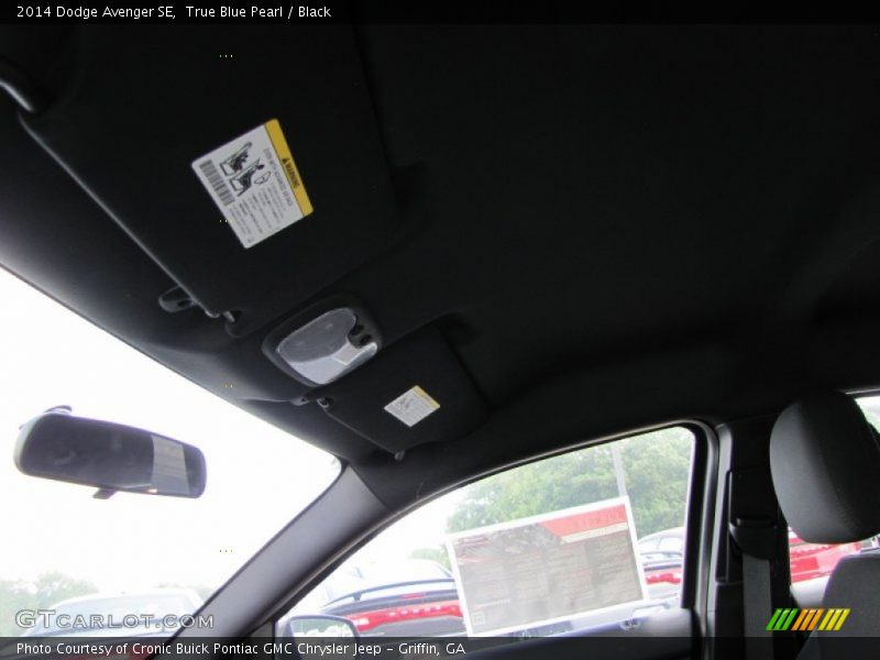 True Blue Pearl / Black 2014 Dodge Avenger SE